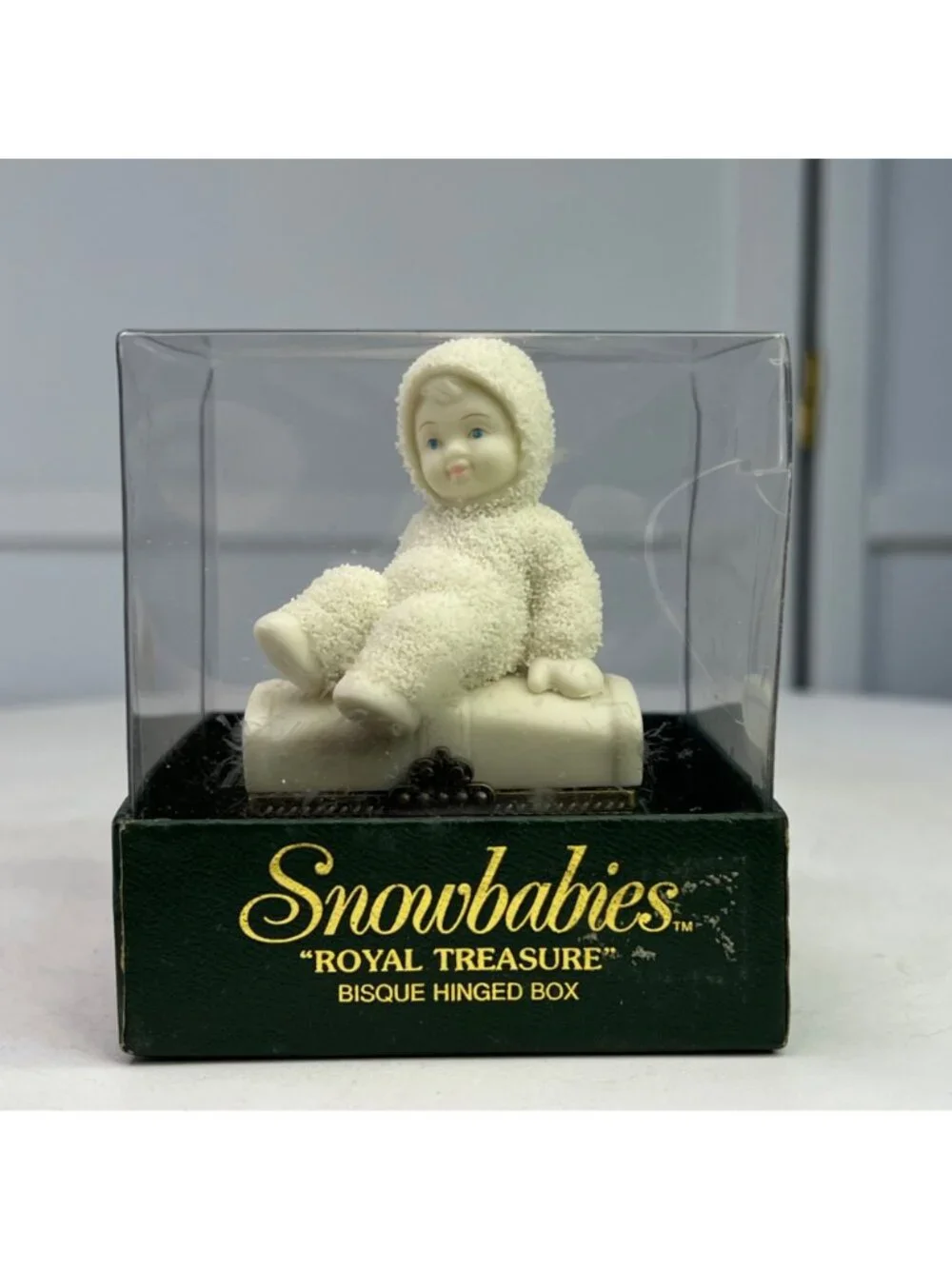 Dept 56 Snowbabies Royal Treasure March Aquamarine Trinket Box Figurine 2000